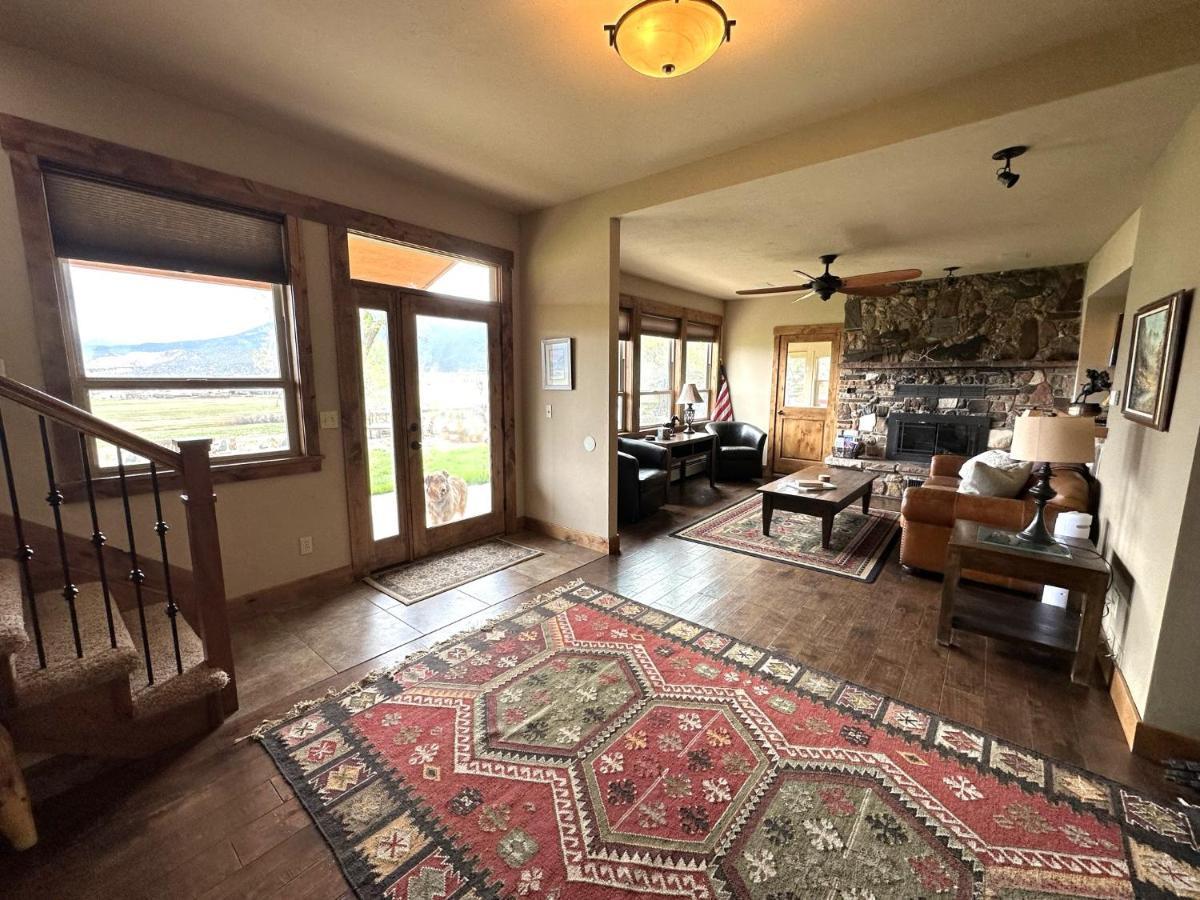 Private Retreat On Working Horse And Cattle Ranch Villa Salida Exteriör bild